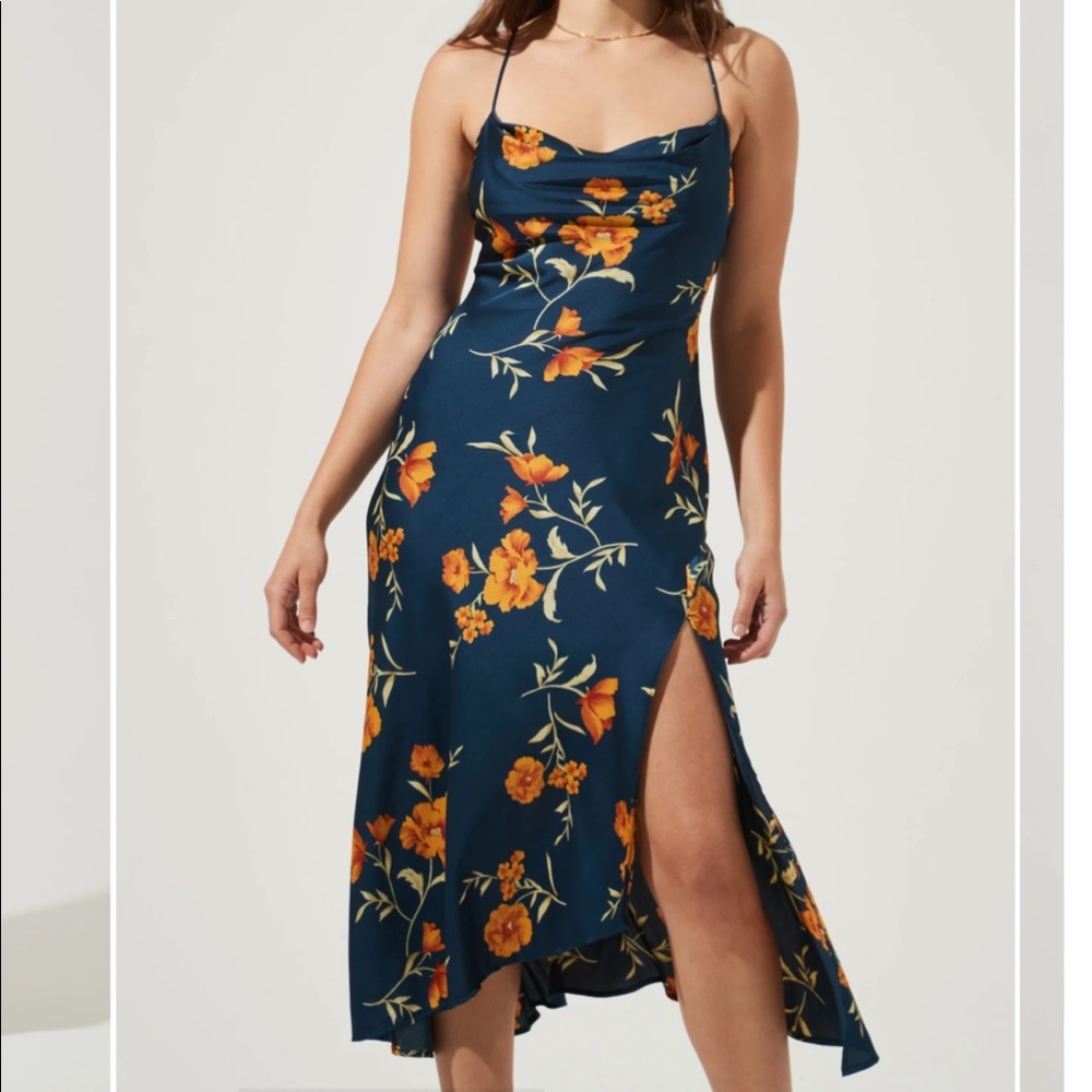 ASTR Gaia Floral Dress